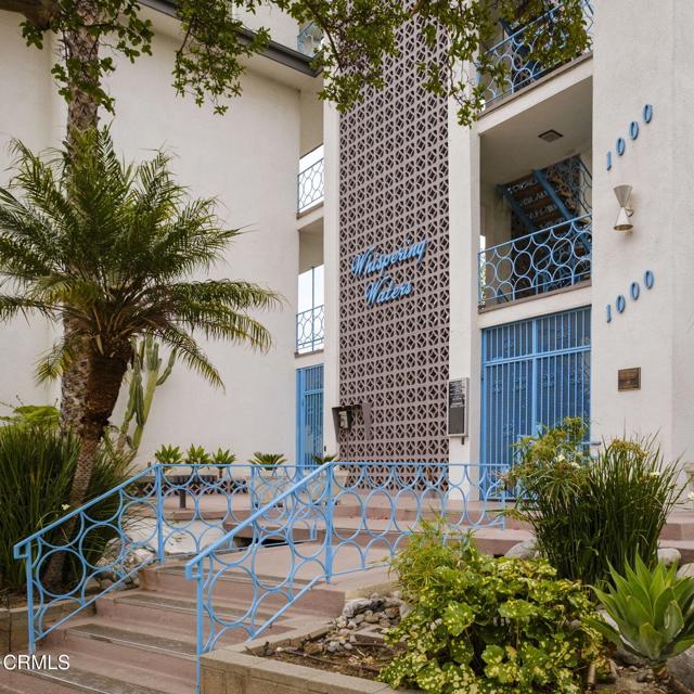 1000 Cordova Street, Pasadena CA: https://media.crmls.org/mediaz/a1cdb178-60ad-4d87-b7fe-74ec1d402971.jpg