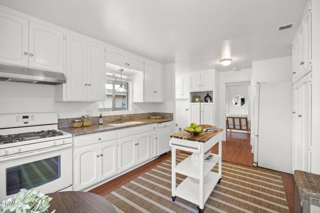 Detail Gallery Image 9 of 26 For 600 Good Hope St, Oak View,  CA 93022 - 2 Beds | 1 Baths