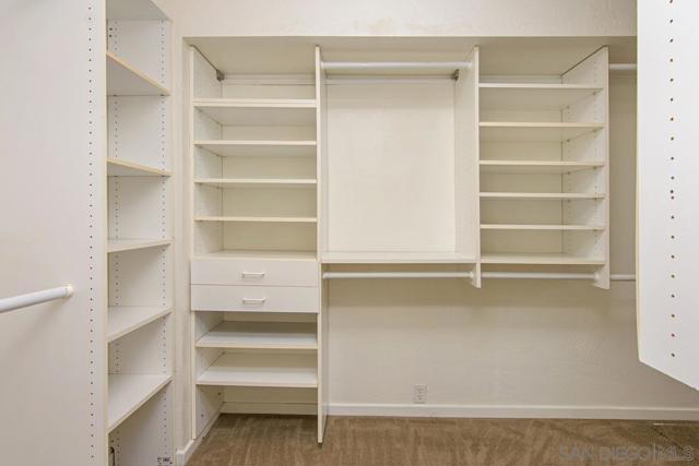 Walk-in Closet