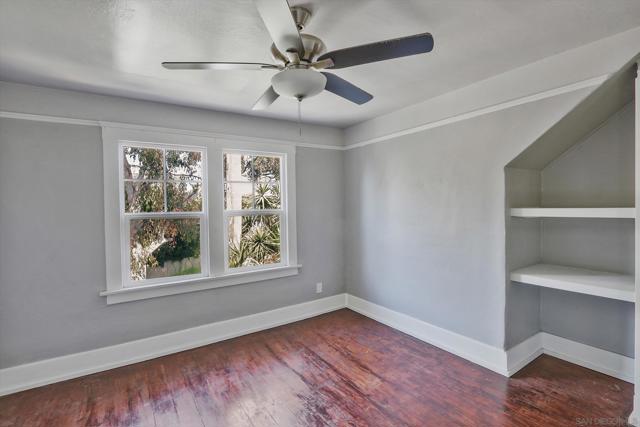 1035 Edgemont Place, San Diego CA: https://media.crmls.org/mediaz/a1ce1dc0-d0ab-40f9-ad32-e91a10b64bc2.jpg