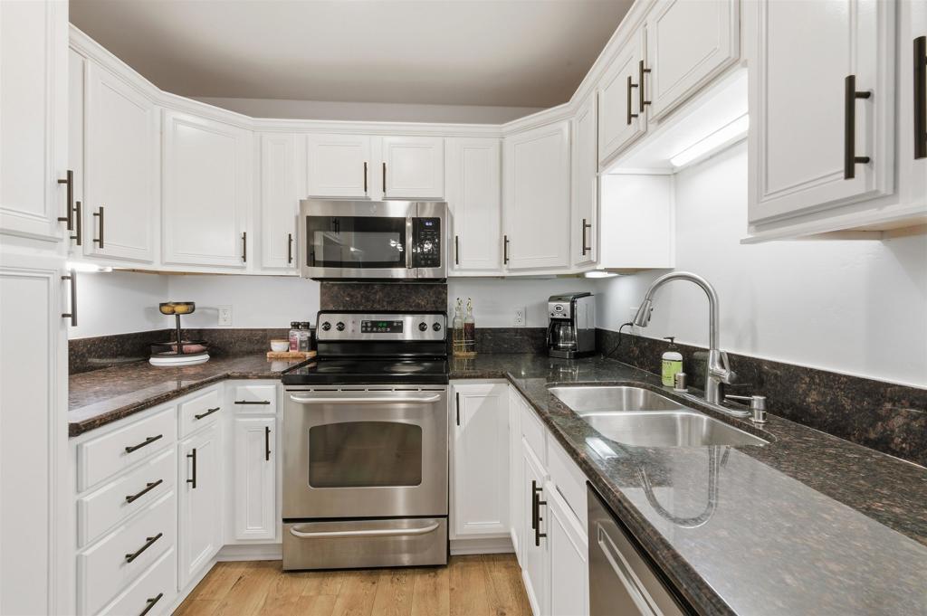 5055 Collwood - photo 11