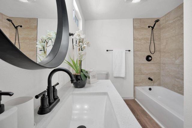 51480 Avenida Obregon, La Quinta CA: https://media.crmls.org/mediaz/a1cf25f5-2cb1-42cf-a161-9eccedc66b92.jpg