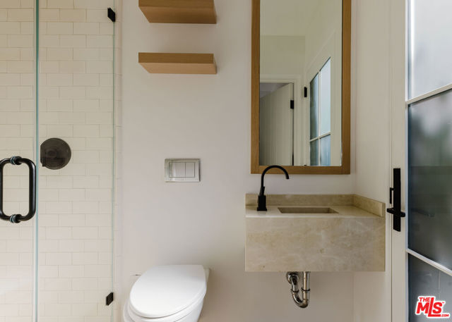 Image 34 of 41 For 408 Westbourne Drive