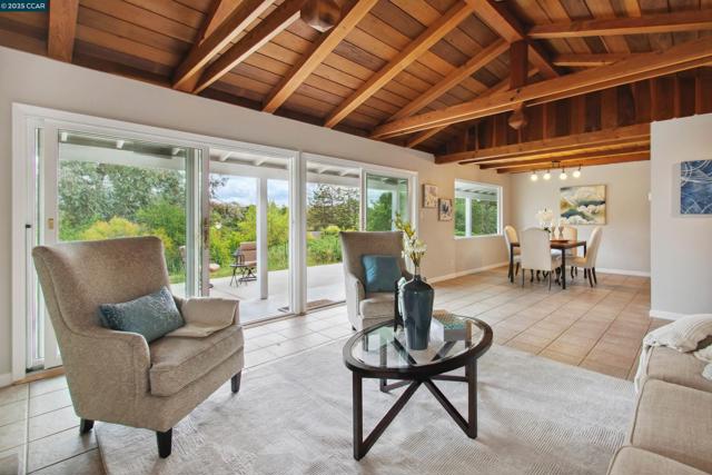 1810 Meadow Lane, Walnut Creek CA: https://media.crmls.org/mediaz/a1d019ba-e597-4052-a9fa-7b3156b1e47a.jpg