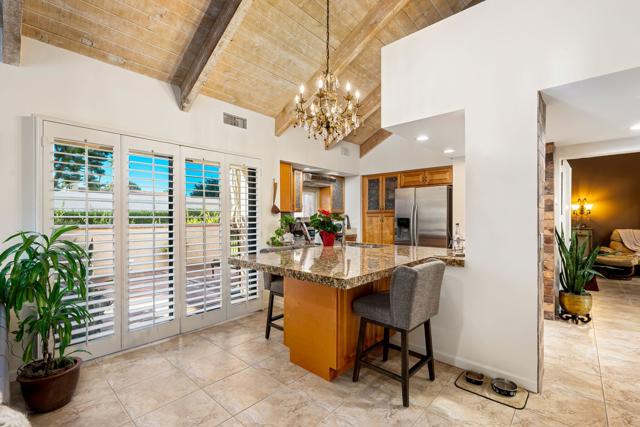 317 Forest Hills Drive, Rancho Mirage CA: https://media.crmls.org/mediaz/a1d070ce-ceb6-4092-8c51-abd50861004b.jpg