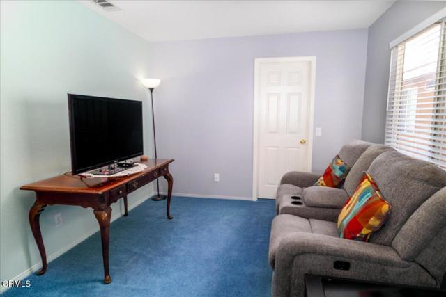 29065 Madrid Place, Castaic CA: https://media.crmls.org/mediaz/a1d0b94c-154a-4d4b-9c5c-3f1f2220c354.jpg