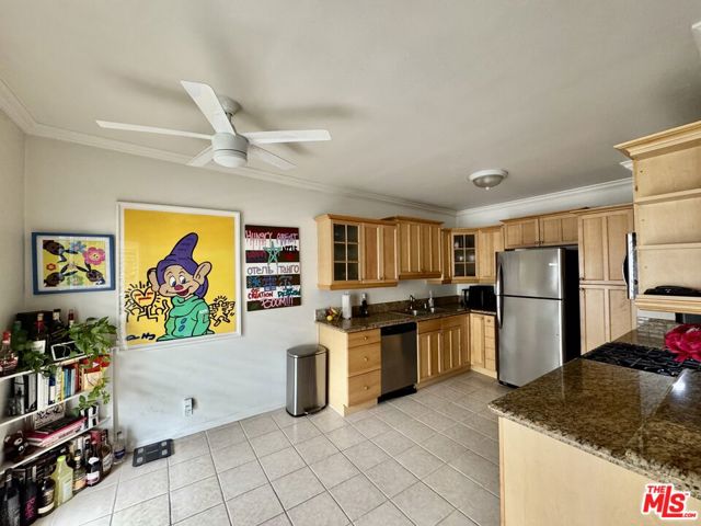 563 E Hazel Street, Inglewood CA: https://media.crmls.org/mediaz/a1d0f415-e100-4675-9fec-8852b1f6c575.jpg