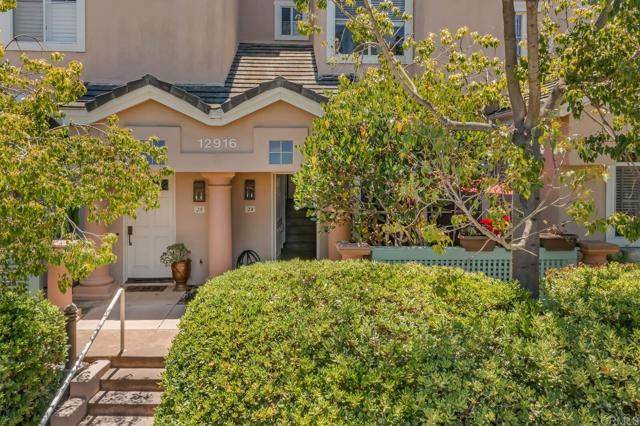 Detail Gallery Image 3 of 36 For 12916 Carmel Creek Rd, San Diego,  CA 92130 - 2 Beds | 2/1 Baths