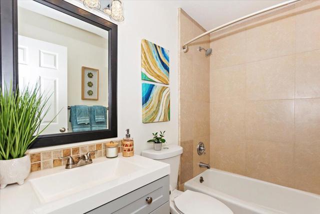 Image 20 of 33 For 51495 Avenida Obregon
