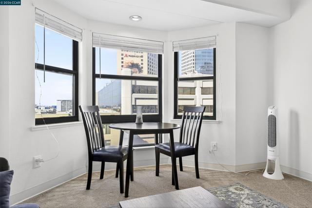 988 Franklin St, Oakland CA: https://media.crmls.org/mediaz/a1d20736-5f42-47eb-bdea-588e4ee865e8.jpg