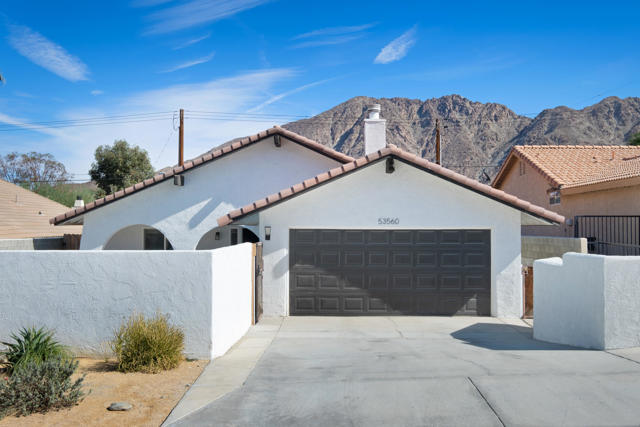 53560 Avenida Herrera, La Quinta CA: https://media.crmls.org/mediaz/a1d27e01-3000-453b-a11c-030531feb6b0.jpg