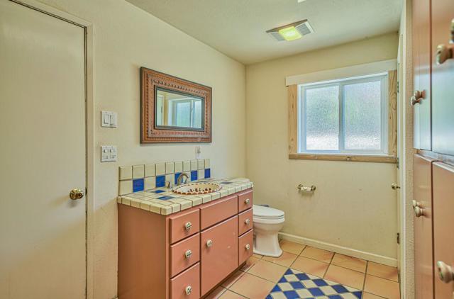 29225 Chualar Canyon Road, Chualar CA: https://media.crmls.org/mediaz/a1d410a5-21ec-4e21-afff-cd659639b72f.jpg