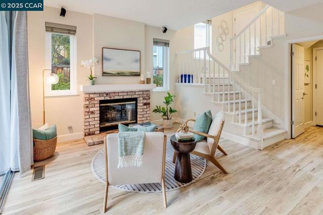 1320 Strawberry Court, Danville CA: https://media.crmls.org/mediaz/a1d47bf5-e2f5-470b-b9f9-fcfdbb49ee17.jpg