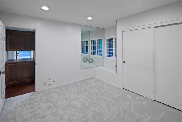 1586 Kimberly Woods Dr, El Cajon CA: https://media.crmls.org/mediaz/a1d50904-ad7d-4e1e-b3a3-aafdd4716421.jpg