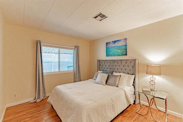 Image 38 of 56 For 18218 Paradise Mountain Road Spc 158