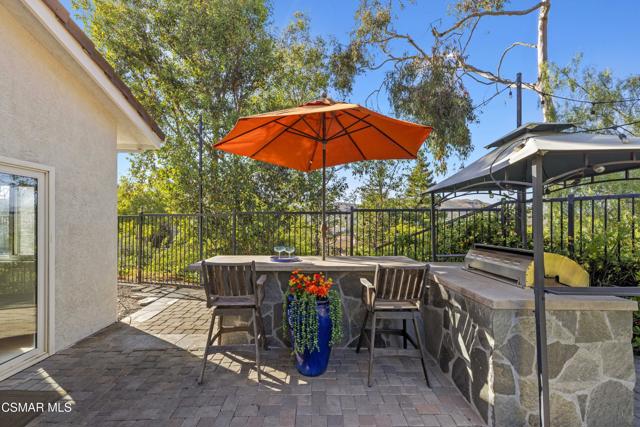 287 Golden Fern Court, Simi Valley CA: https://media.crmls.org/mediaz/a1d5e4b3-0a15-4f26-a4d4-9c5050c952ef.jpg