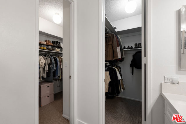 1500 Camden Avenue, Los Angeles CA: https://media.crmls.org/mediaz/a1d71600-0818-4299-8f7e-a41951a2fc0a.jpg