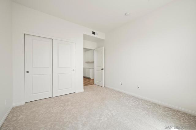 1718 Santa Ivy Ave, Chula Vista CA: https://media.crmls.org/mediaz/a1d7df99-46de-4fac-a7bf-e81a337595f8.jpg