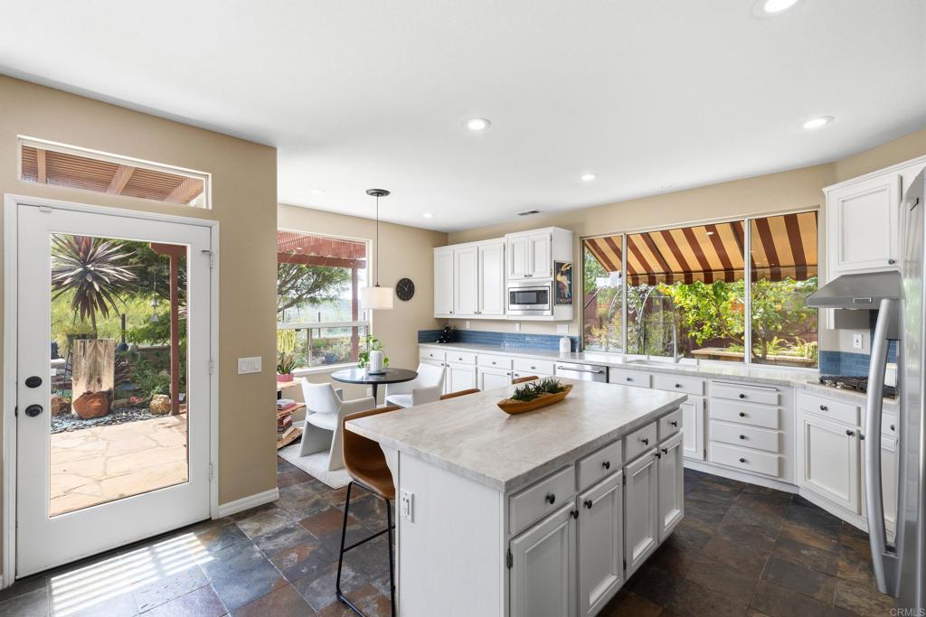 7303 Celata Lane - photo 14