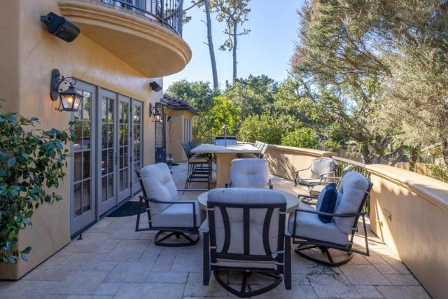 3116 Bird Rock Road, Pebble Beach CA: https://media.crmls.org/mediaz/a1d9cd5c-b88a-4e0b-88dd-59128caf93f2.jpg
