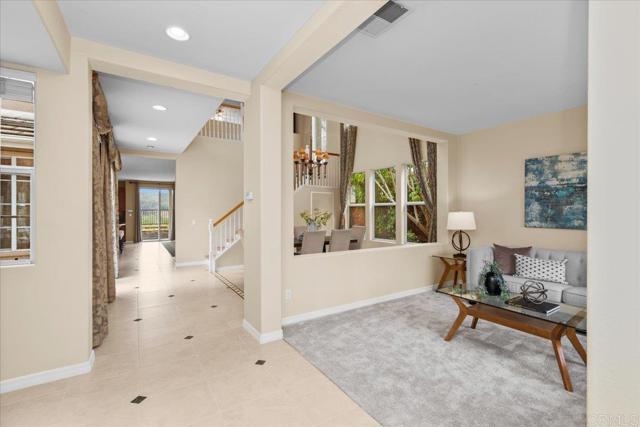 320 Crownview Ct, San Marcos CA: https://media.crmls.org/mediaz/a1da4386-9ca6-45af-8087-6e37792d4168.jpg