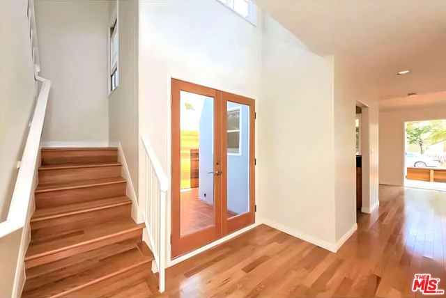 653 Marine Street photo 33