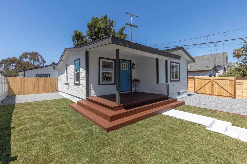 4020 Dwight St - photo 2