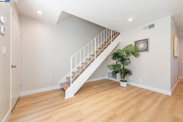 4562 Deerfield Ter, Fremont CA: https://media.crmls.org/mediaz/a1dbe393-644a-4975-9c10-3a2276e766bf.jpg