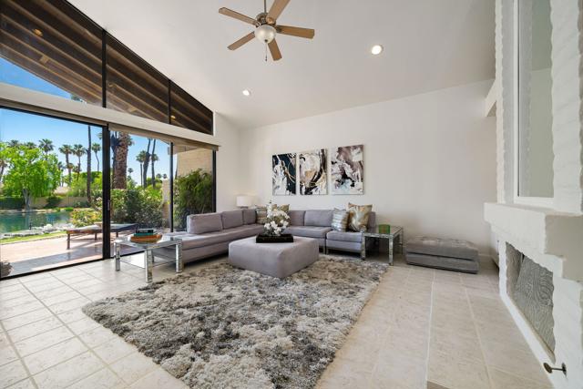 162 Lost River Drive, Palm Desert CA: https://media.crmls.org/mediaz/a1dbe51f-b6d8-4053-bd22-213ce50e4b93.jpg