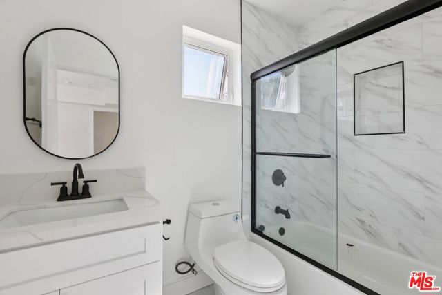 2111 1/2 Holly Drive, Los Angeles CA: https://media.crmls.org/mediaz/a1dc2c10-635f-4ce3-afe3-65e5ecec58d0.jpg