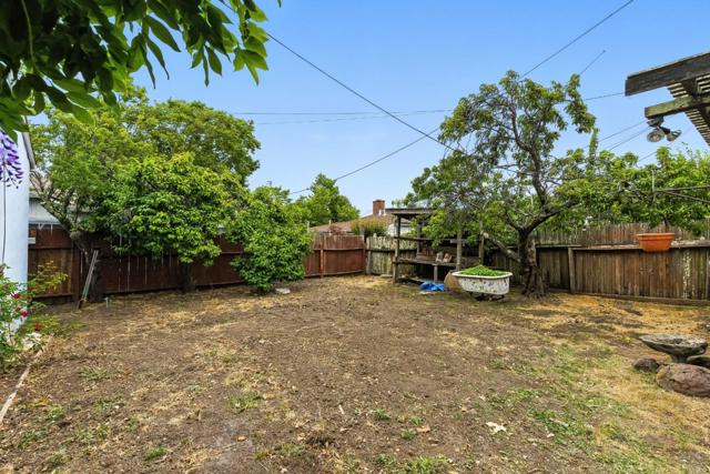 235 Alto Loma, Millbrae CA: https://media.crmls.org/mediaz/a1dc731a-ef67-4edc-b753-d69b5115cfb1.jpg