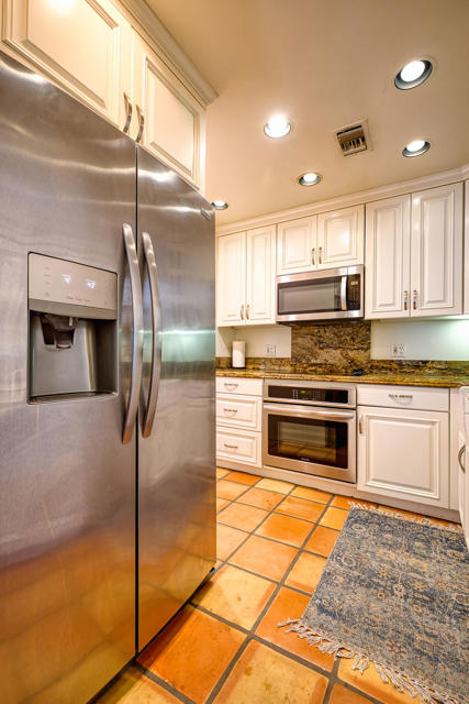 Kitchen104L