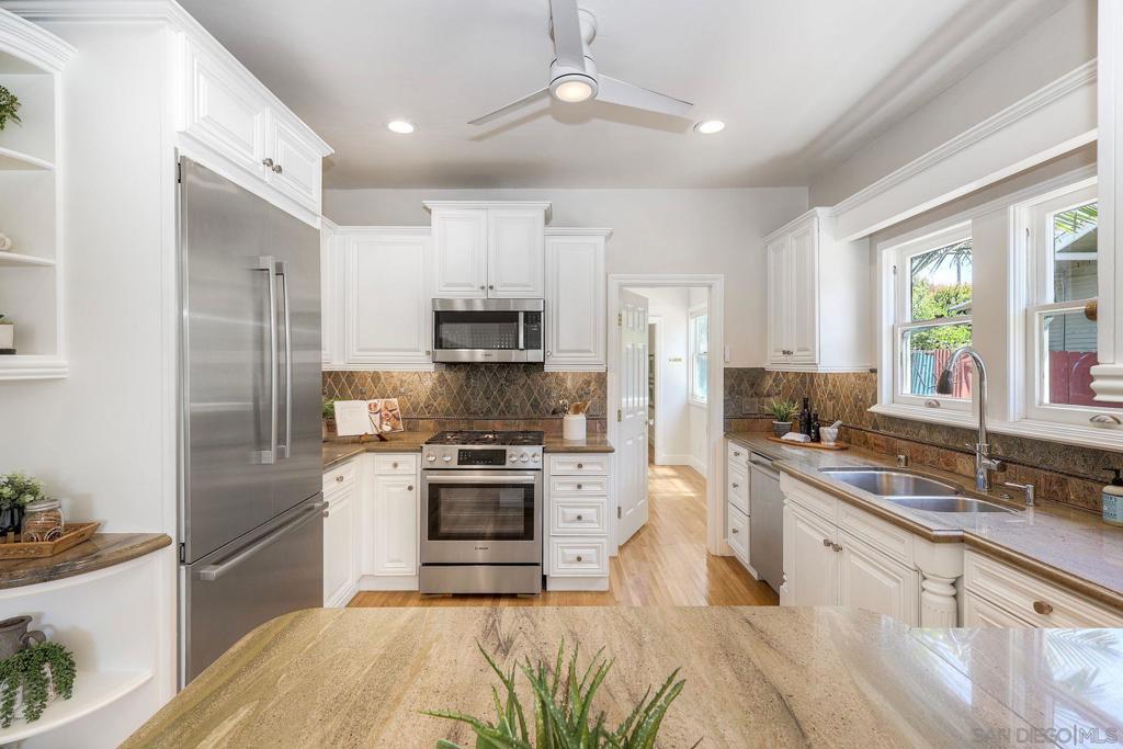 3090 Hawthorn - photo 12
