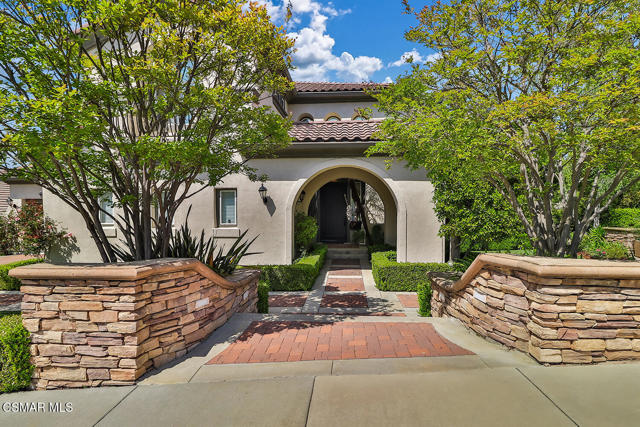 2589 Featherwood Street, Westlake Village CA: https://media.crmls.org/mediaz/a1df1088-c735-40fd-9ddb-5b76a8d9445e.jpg