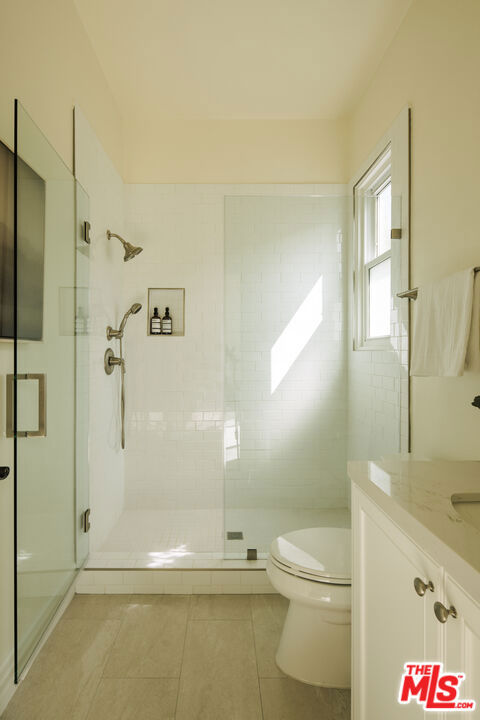 Drew Fenton | 16844 Calle De Sarah Pacific Palisades CA | MLS: 7448123