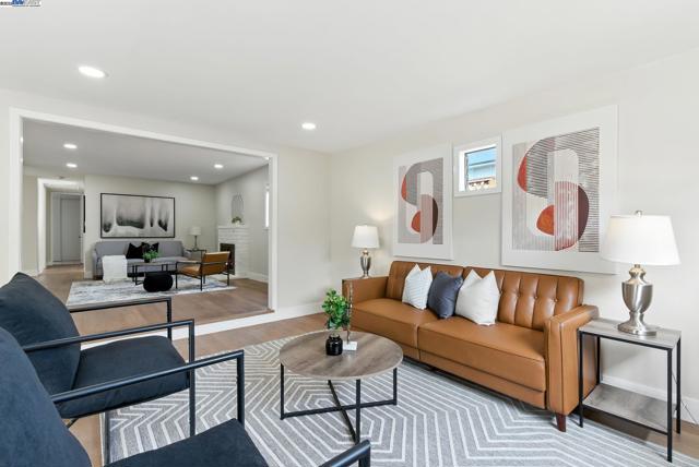 35458 Orleans Dr, Newark CA: https://media.crmls.org/mediaz/a1e048eb-9a57-44dc-a0d6-3c080d4b5992.jpg