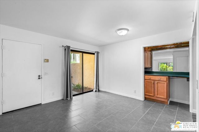 200 E Racquet Club Road, Palm Springs CA: https://media.crmls.org/mediaz/a1e099cf-a4c7-434b-9724-5c2966669465.jpg