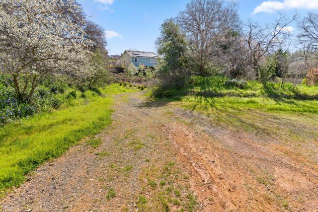 10264 Combie Road,  CA: https://media.crmls.org/mediaz/a1e1fc34-ef2e-475a-b0f6-dd4333ea0288.jpg
