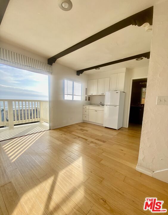 Drew Fenton | 11942 Whitewater Lane Malibu CA | MLS: 7428379 Drew Fenton | 11942 Whitewater Lane Malibu CA | MLS: 7428379