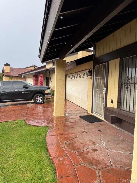 Detail Gallery Image 2 of 8 For 1291 27th St, San Diego,  CA 92154 - 3 Beds | 2/1 Baths