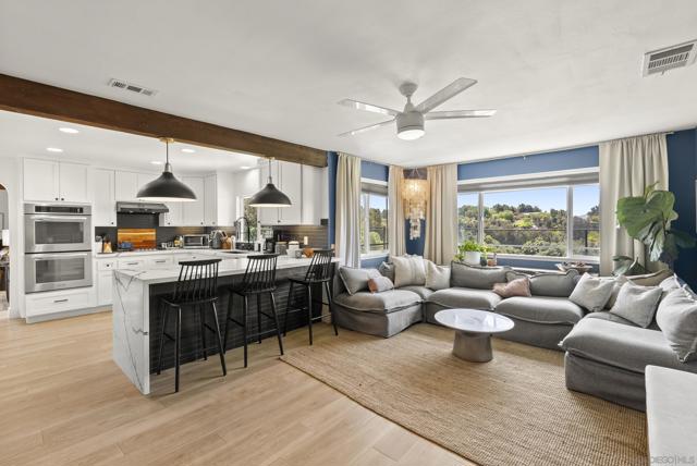 3860 Las Flores, Fallbrook CA: https://media.crmls.org/mediaz/a1e28115-bbce-4570-ad34-093869094cbc.jpg