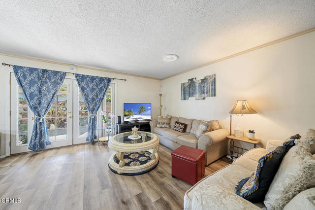 Detail Gallery Image 3 of 28 For 510 S Lyon Ave, Hemet,  CA 92543 - 2 Beds | 2 Baths