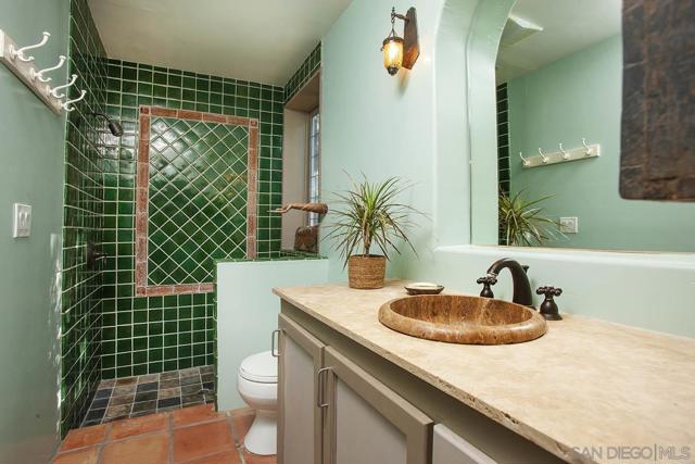 Image 42 of 54 For 502 Quail Gardens Dr