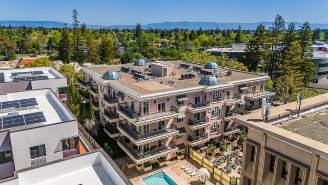 200 Sheridan Avenue, Palo Alto CA: https://media.crmls.org/mediaz/a1e45dd9-f6f0-412f-a789-0f30e02b4d65.jpg