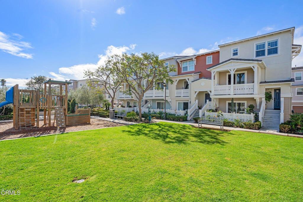 3729 Islander Walk