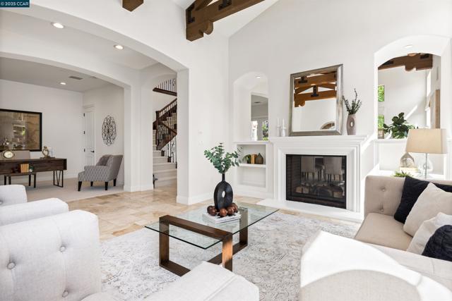837 O'Brien Place, Danville CA: https://media.crmls.org/mediaz/a1e566b7-adfc-43f1-bac0-88b7acd7aa3b.jpg