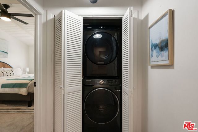 3011 Clune Avenue, Venice CA: https://media.crmls.org/mediaz/a1e5ab12-5657-4611-b948-63fabe152fbf.jpg