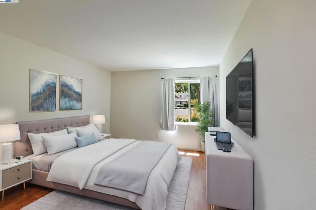 291 Tradewinds Dr, San Jose CA: https://media.crmls.org/mediaz/a1e66292-11e8-4b4f-8c88-548ae7467a0e.jpg