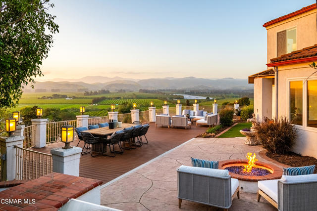 1074 Deseo Avenue, Camarillo CA: https://media.crmls.org/mediaz/a1e6d458-be32-42eb-8f6a-1f0df1248022.jpg