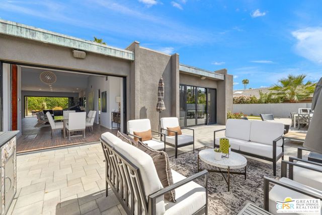 36870 Los Alamos Road, Rancho Mirage CA: https://media.crmls.org/mediaz/a1e80374-81bd-4a37-b8dd-8bd322c7c299.jpg
